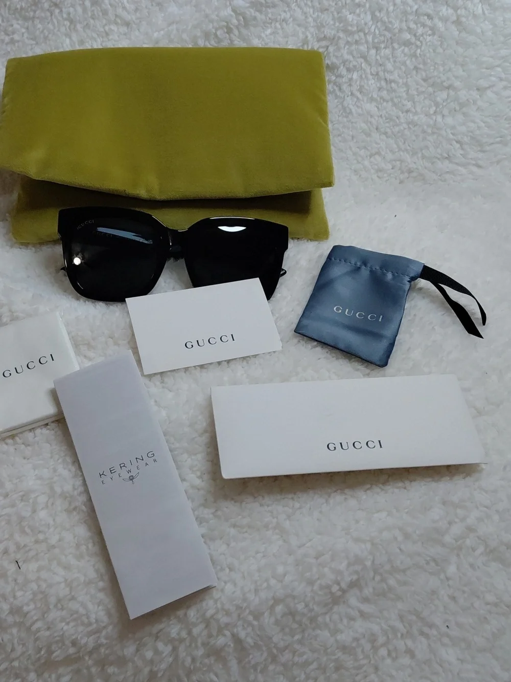 Gucci bold square